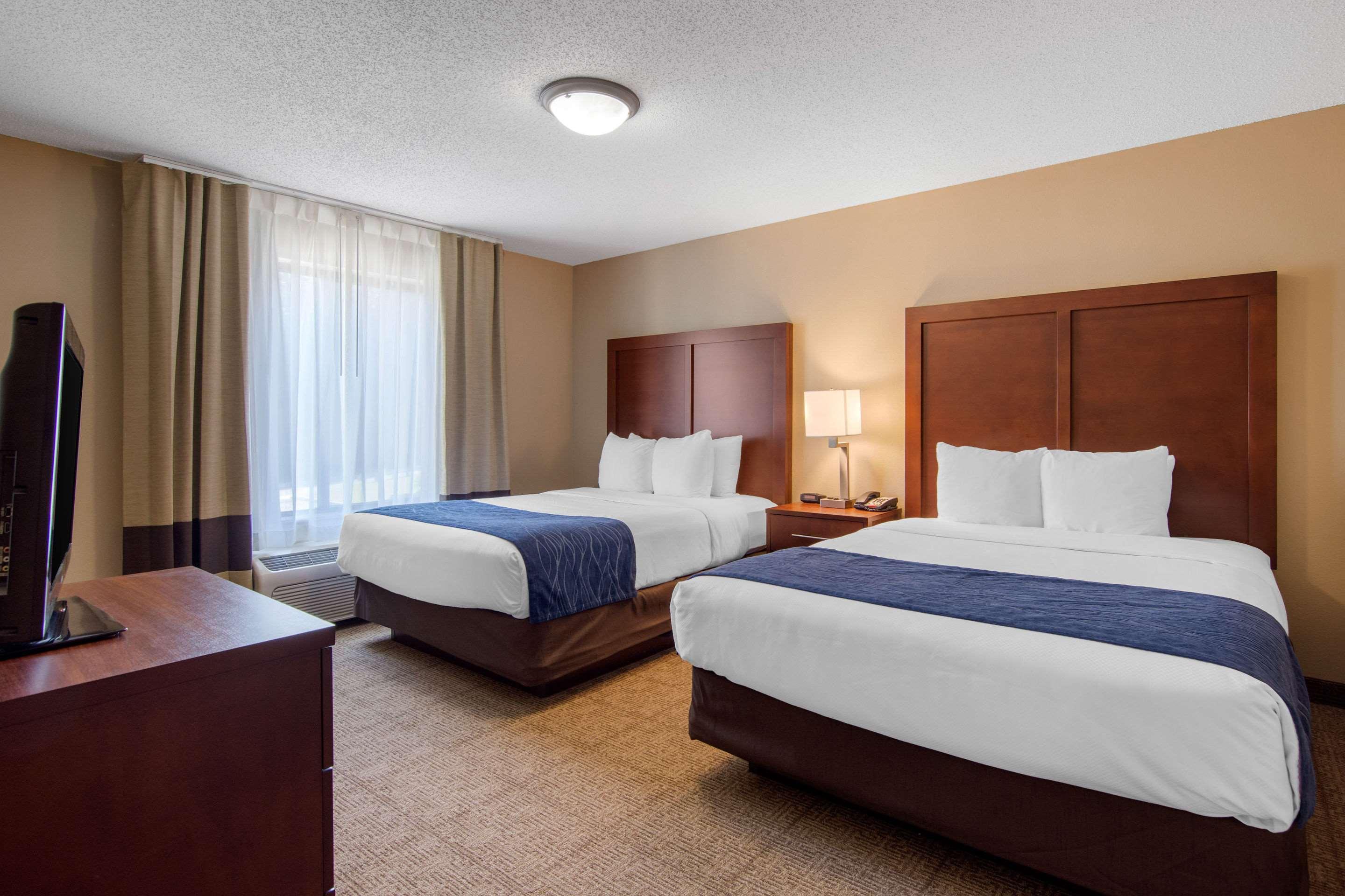 Comfort Inn & Suites Cooperstown - Milford Eksteriør billede