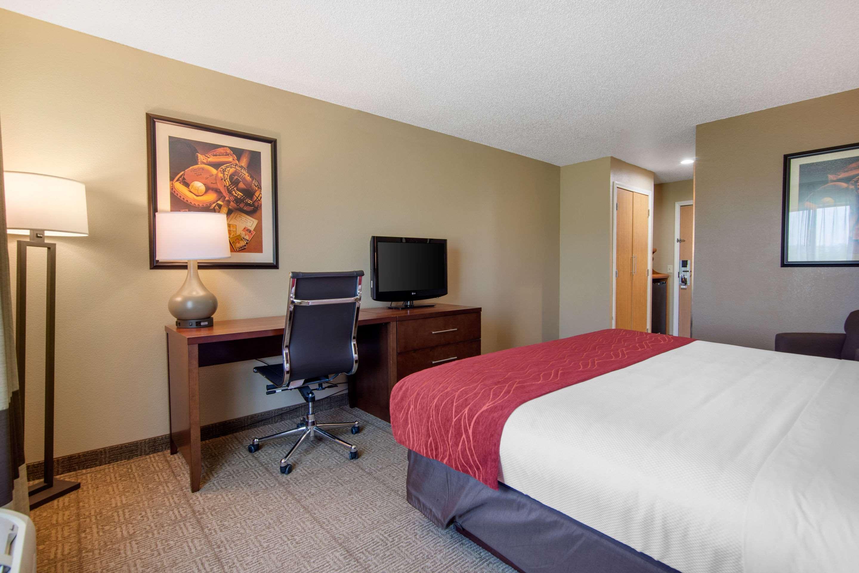 Comfort Inn & Suites Cooperstown - Milford Eksteriør billede